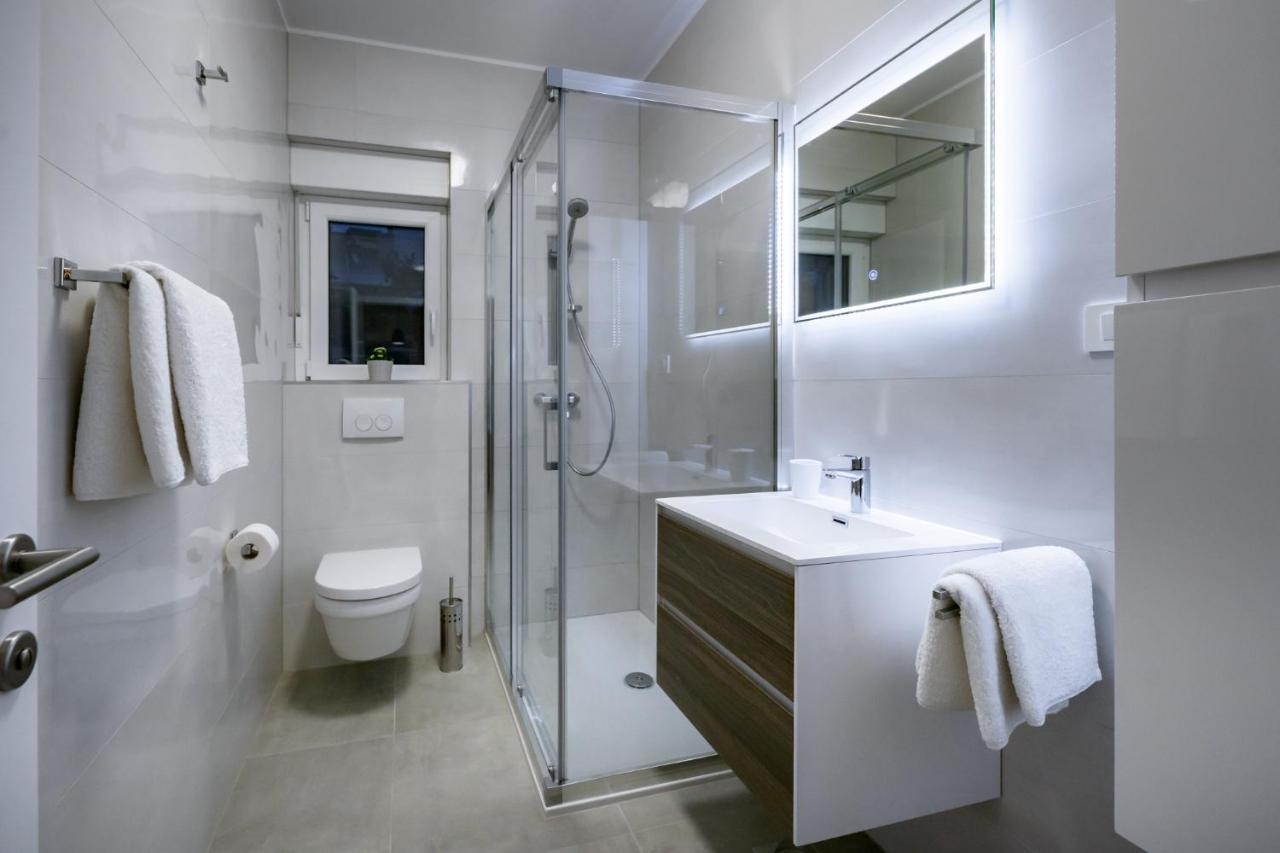 Apartmani Villa Zora لوبار المظهر الخارجي الصورة