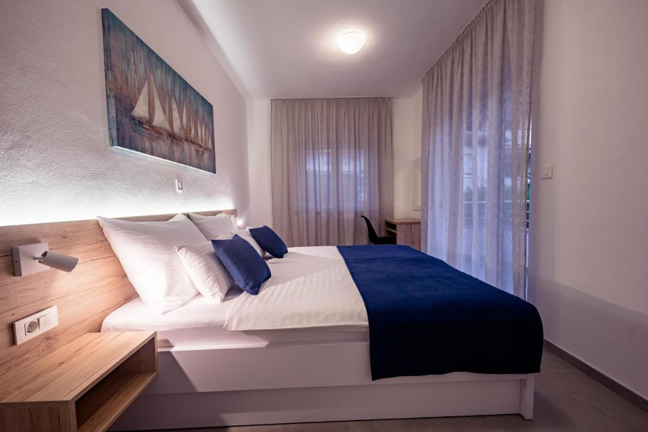 Apartmani Villa Zora لوبار المظهر الخارجي الصورة